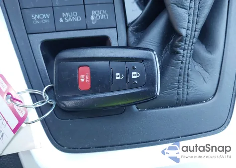 2021 Toyota Rav4 Xle from USA, damaged, VIN 2T3P1RFV3MC145510